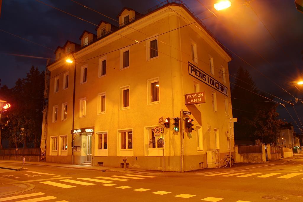 Jahn 3* Salisburgo
